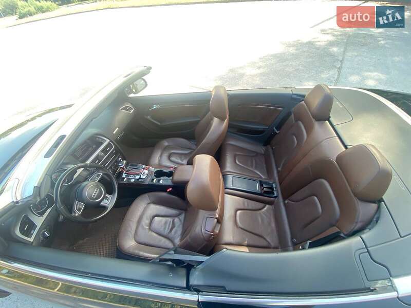 Кабріолет Audi A5 2013 в Києві