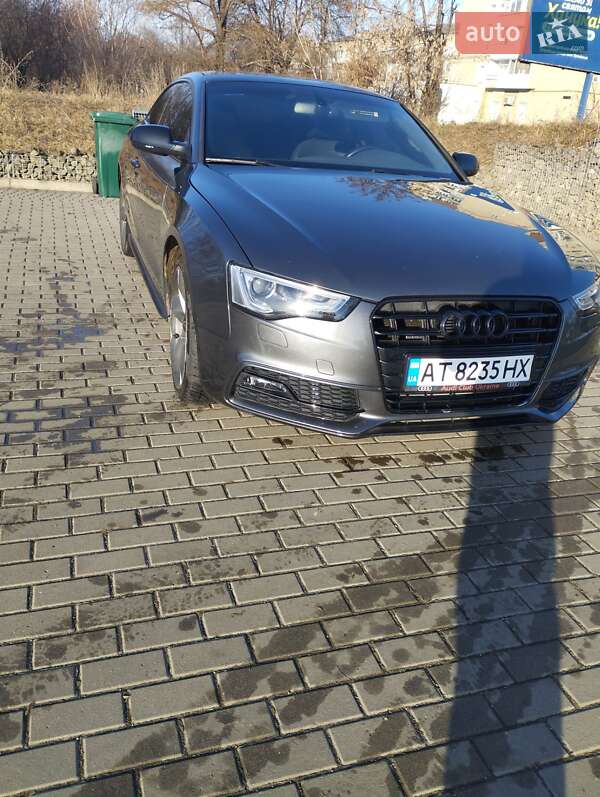 Купе Audi A5 2012 в Ивано-Франковске