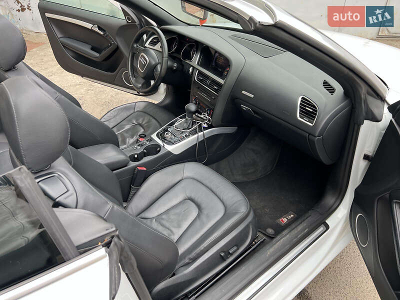 Кабриолет Audi A5 2012 в Житомире