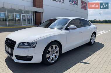 Купе Audi A5 2011 в 