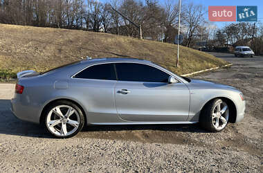 Купе Audi A5 2009 в Черновцах