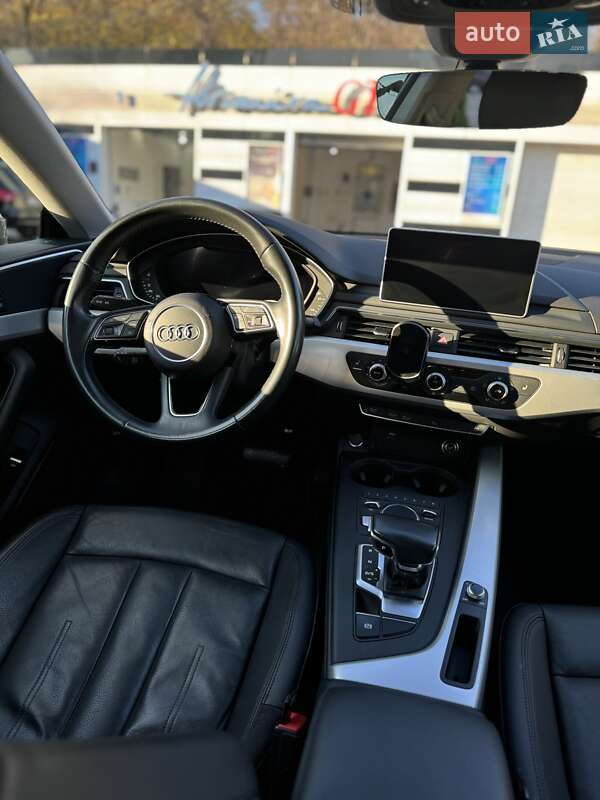 Купе Audi A5 2018 в Киеве