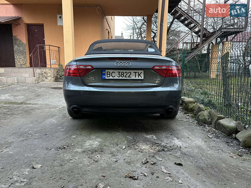 Кабріолет Audi A5 2011 в Львові