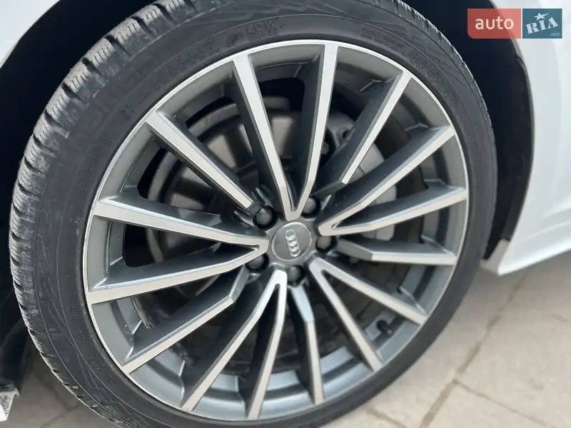 Ліфтбек Audi A5 2020 в 