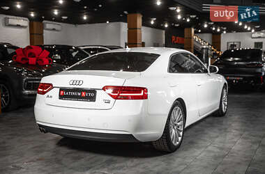 Купе Audi A5 2011 в 