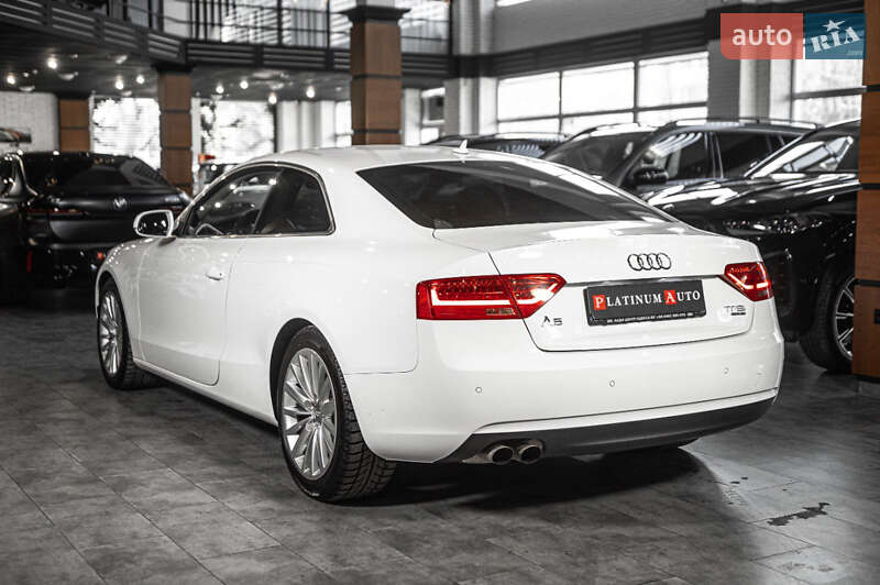 Купе Audi A5 2011 в Одессе