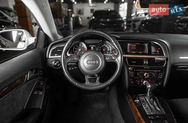 Купе Audi A5 2011 в 