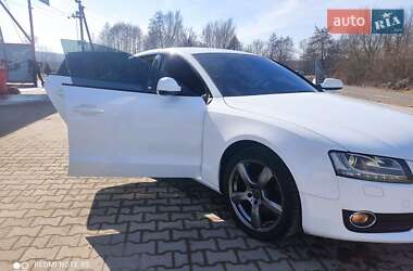 Купе Audi A5 2009 в Чернівцях