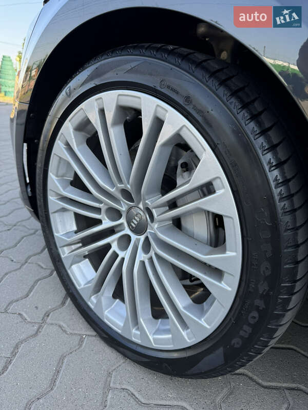 Купе Audi A5 2019 в Нововолынске