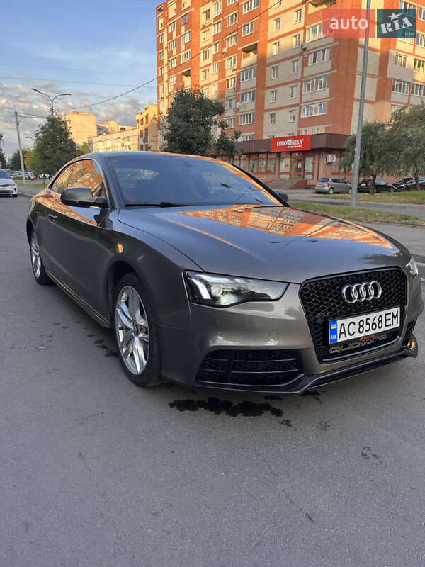 Купе Audi A5 2013 в 