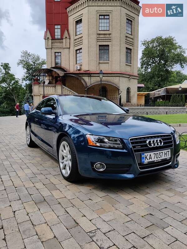 Купе Audi A5 2010 в Києві
