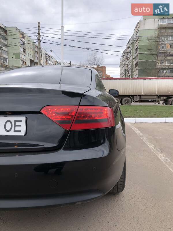 Купе Audi A5 2010 в Сумах