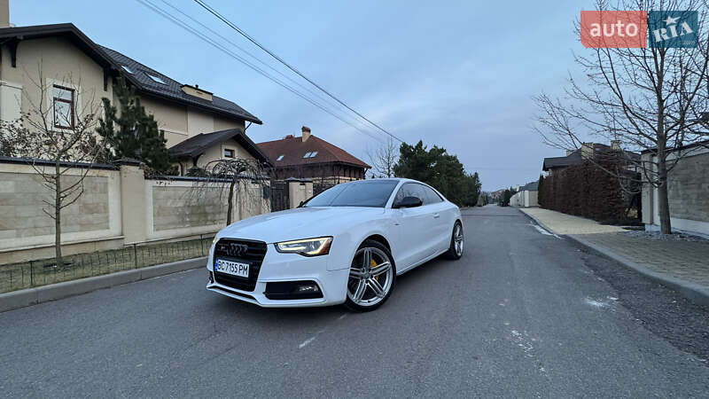 Купе Audi A5 2012 в 