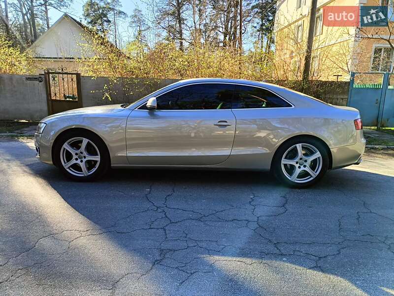 Купе Audi A5 2008 в Києві