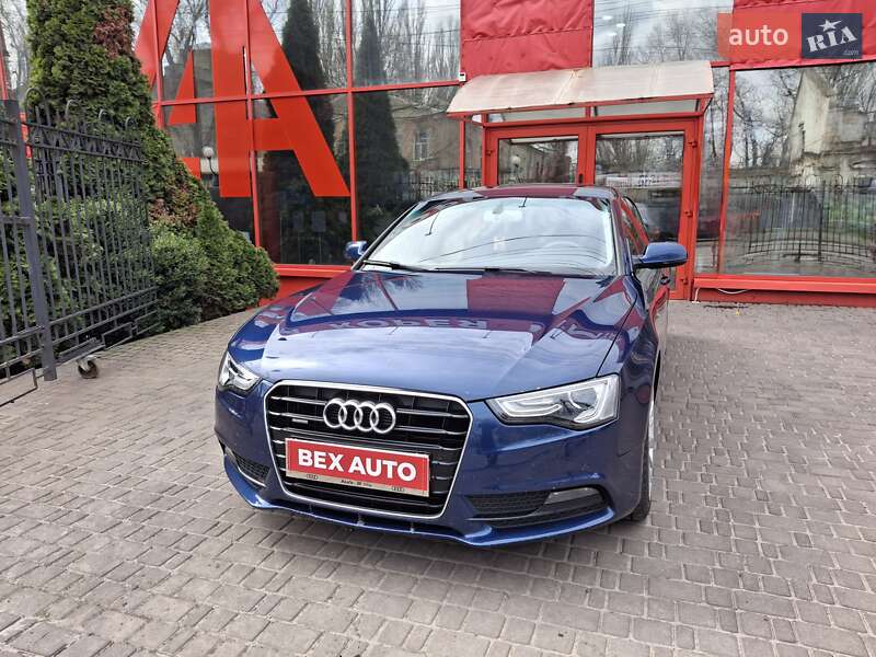 Купе Audi A5 2012 в 