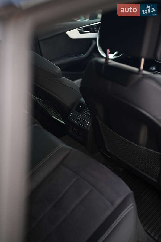 Лифтбек Audi A5 2023 в Львове
