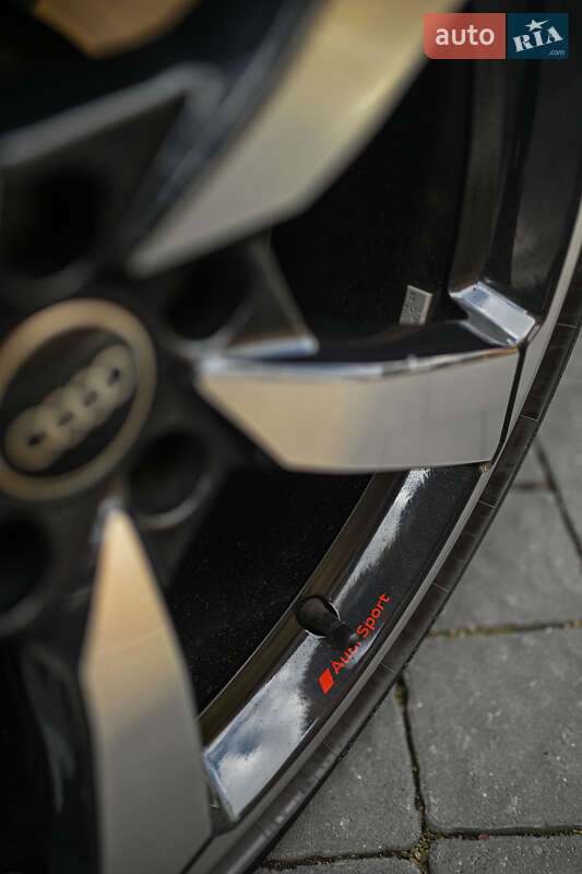 Лифтбек Audi A5 2023 в Львове