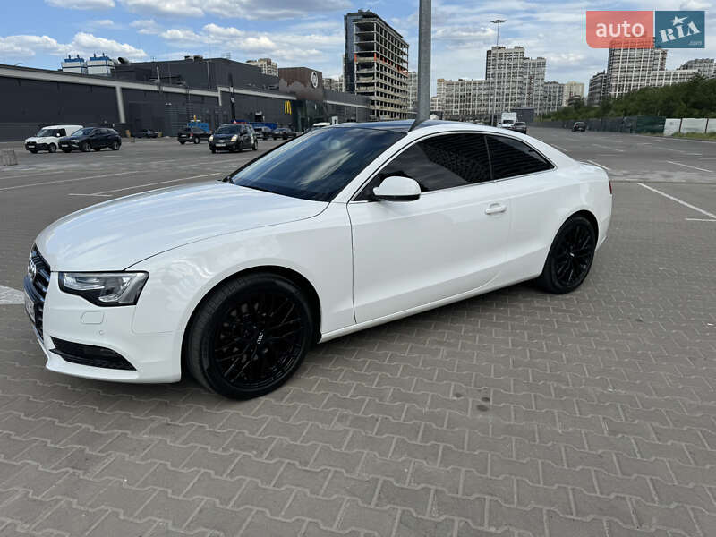 Купе Audi A5 2011 в Киеве