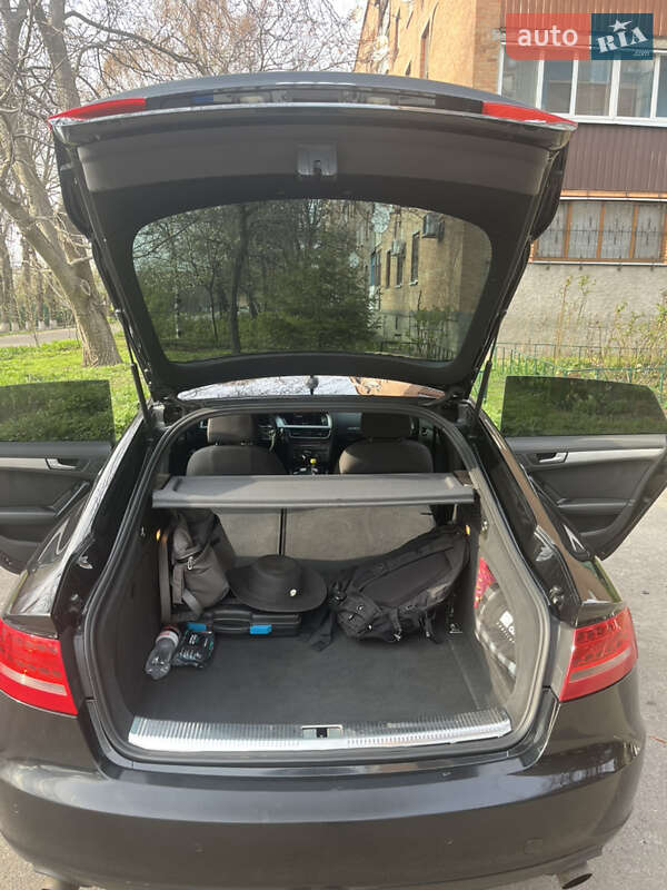 Купе Audi A5 2010 в Карловке