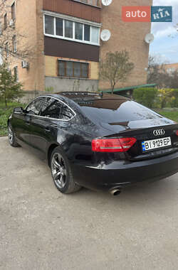 Купе Audi A5 2010 в 