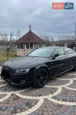 Купе Audi A5 2011 в Чернівцях