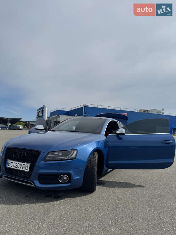 Купе Audi A5 2010 в Киеве