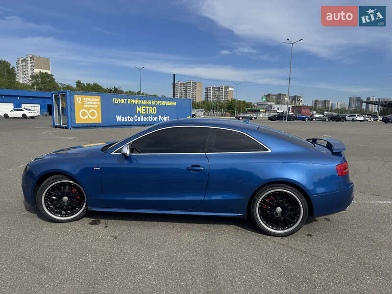 Купе Audi A5 2010 в Киеве