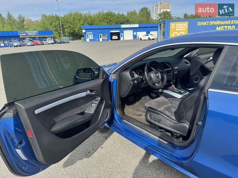 Купе Audi A5 2010 в Киеве
