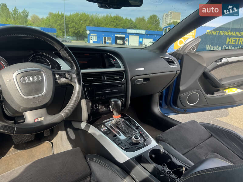 Купе Audi A5 2010 в Киеве