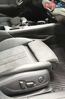 Лифтбек Audi A5 2022 в 