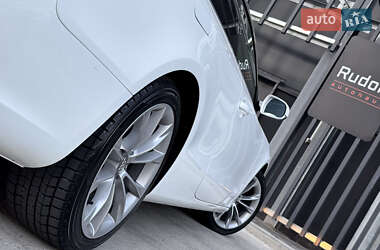 Купе Audi A5 2011 в 