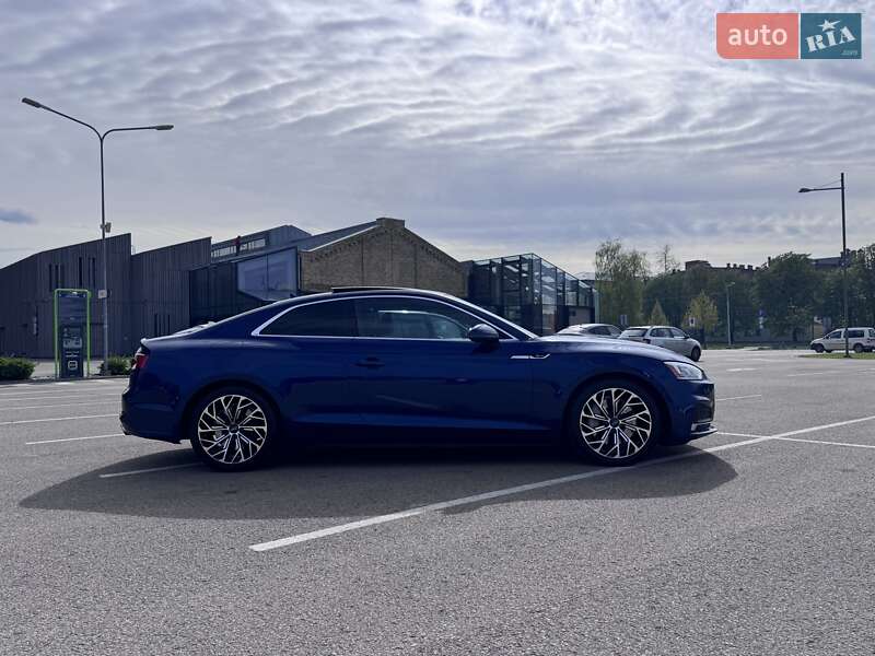 Купе Audi A5 2017 в Киеве