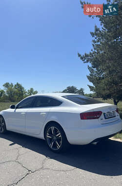 Лифтбек Audi A5 2011 в 