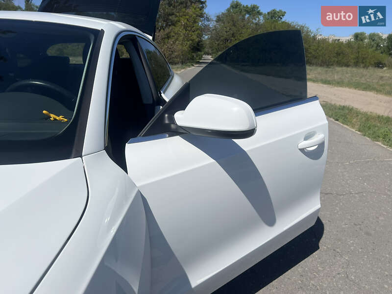 Ліфтбек Audi A5 2011 в Дніпрі