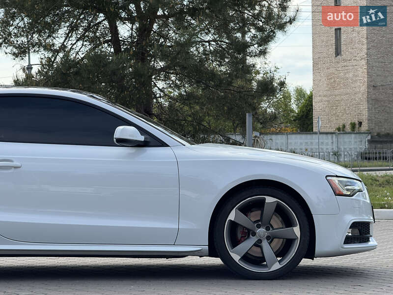 Купе Audi A5 2015 в Киеве
