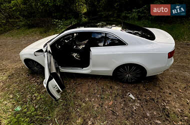Купе Audi A5 2010 в 