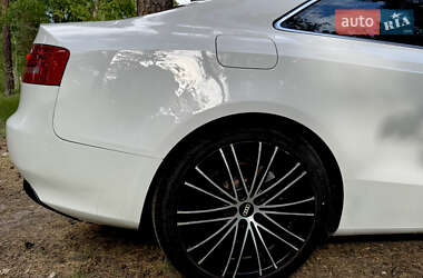 Купе Audi A5 2010 в 
