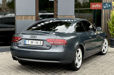 Купе Audi A5 2010 в 