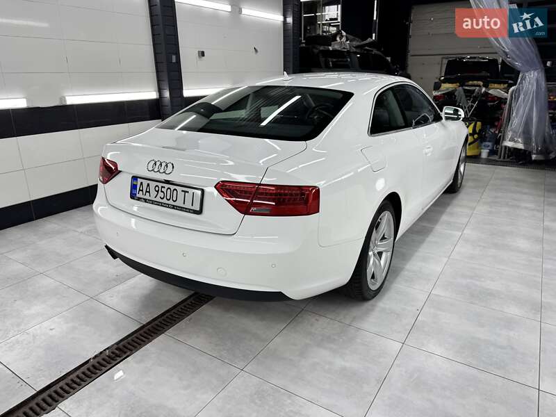 Купе Audi A5 2012 в Киеве
