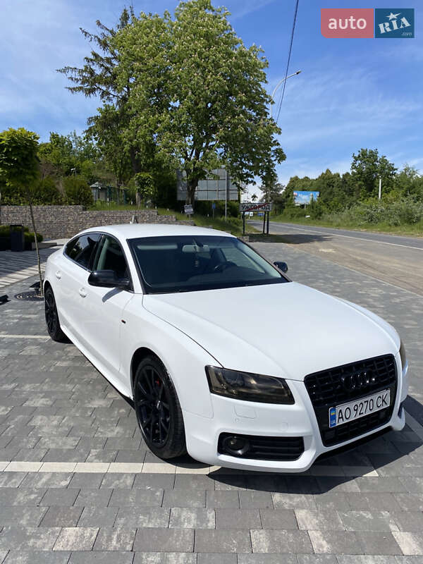 Купе Audi A5 2011 в Ужгороді