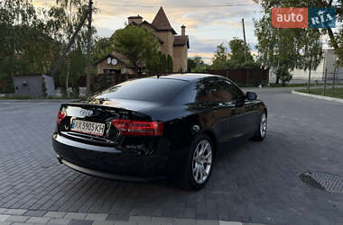 Купе Audi A5 2010 в 