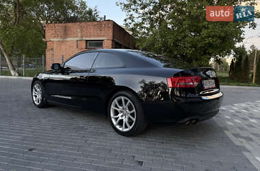 Купе Audi A5 2010 в 