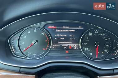 Купе Audi A5 2022 в 