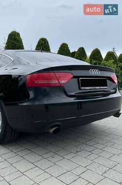 Купе Audi A5 2010 в 
