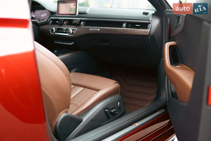 Купе Audi A5 2017 в Киеве