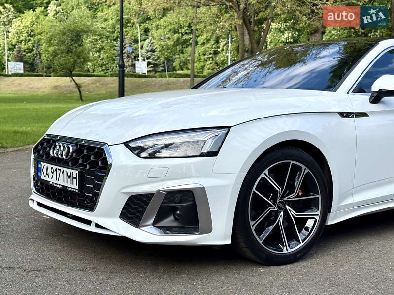 Купе Audi A5 2023 в Киеве