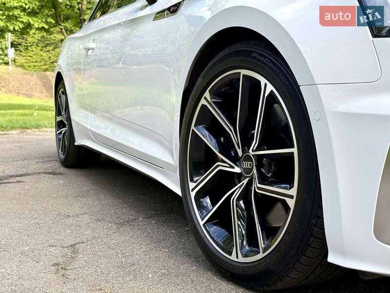 Купе Audi A5 2023 в Киеве