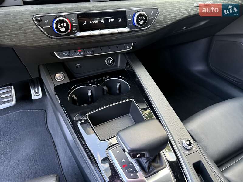 Купе Audi A5 2023 в Киеве