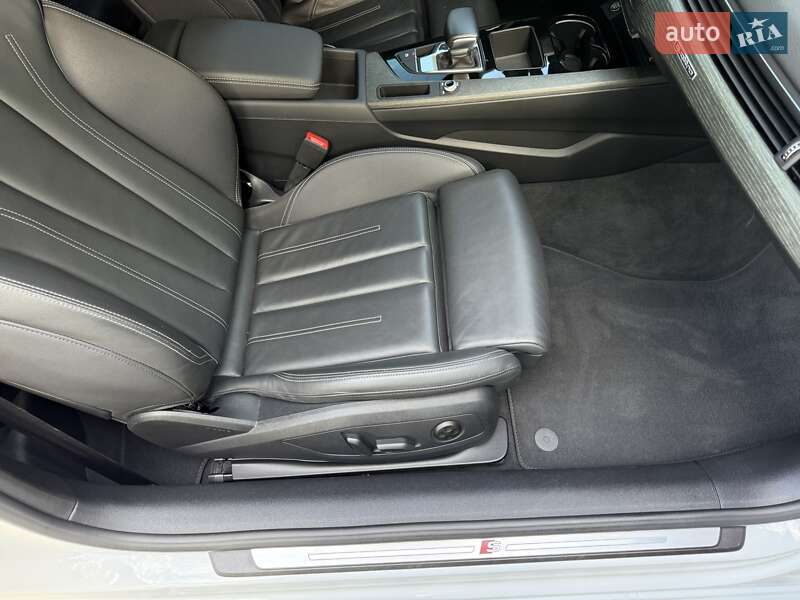 Купе Audi A5 2023 в Киеве