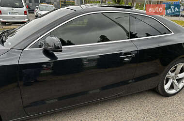 Купе Audi A5 2011 в 